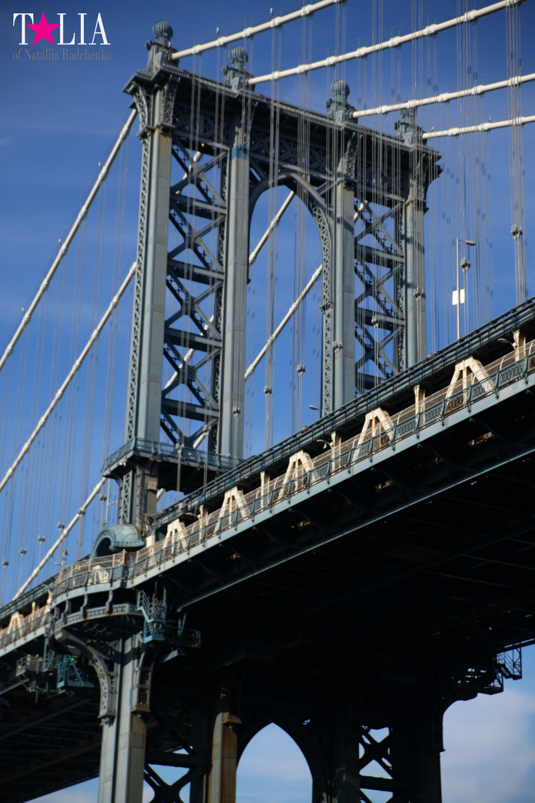 Manhattan Bridge in New York, USA